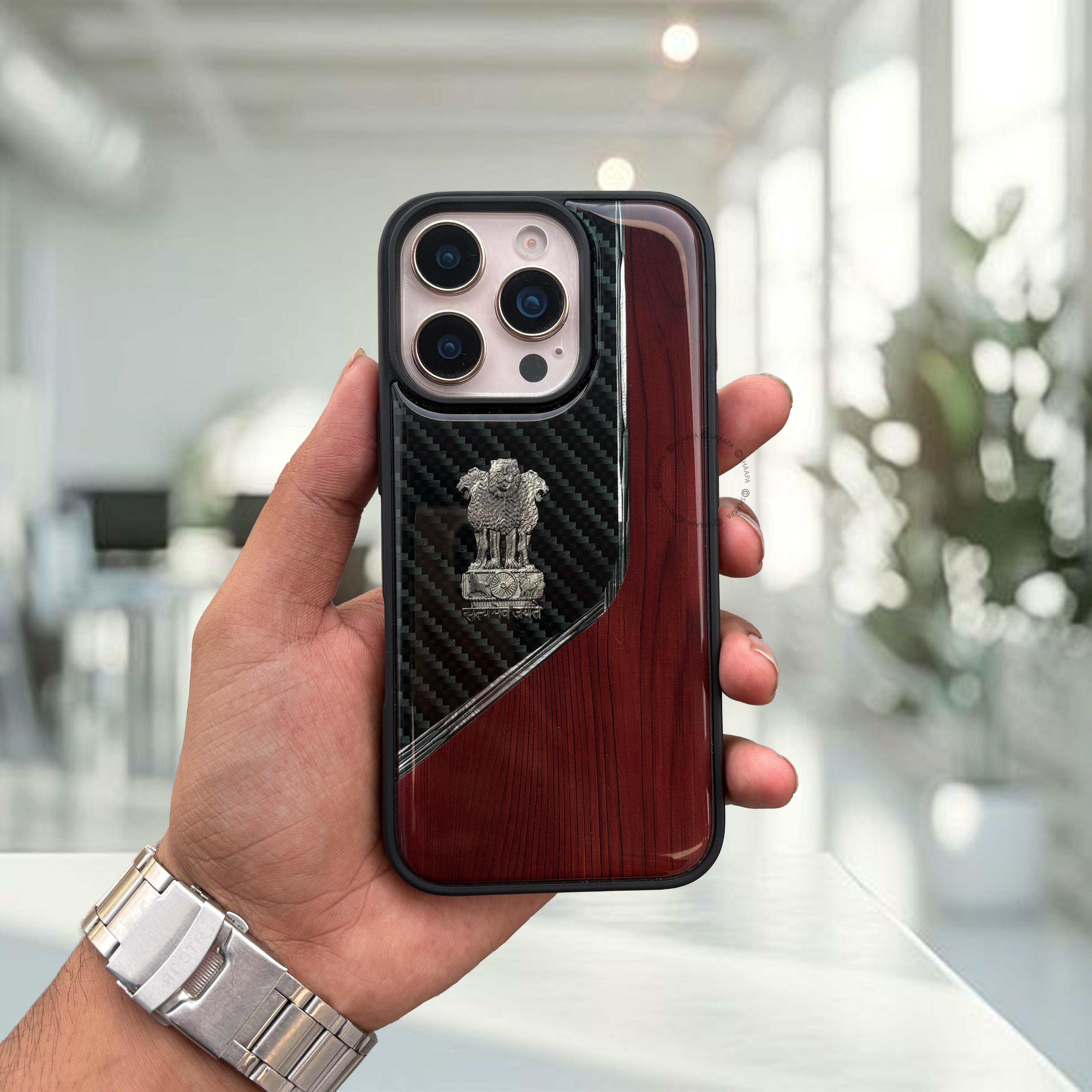 Satyamev Jayate Carbon-Wood Fusion Case - iPhone